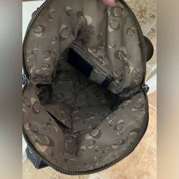 Coach POPPY Collection w Wallet included: - Picture 4 of 4